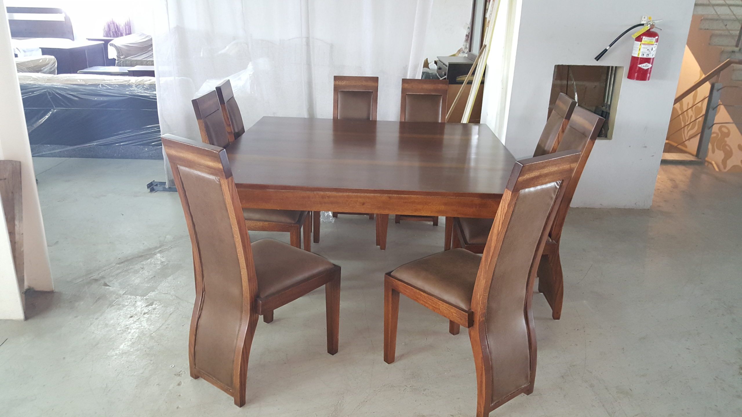 Comedor roble moderno